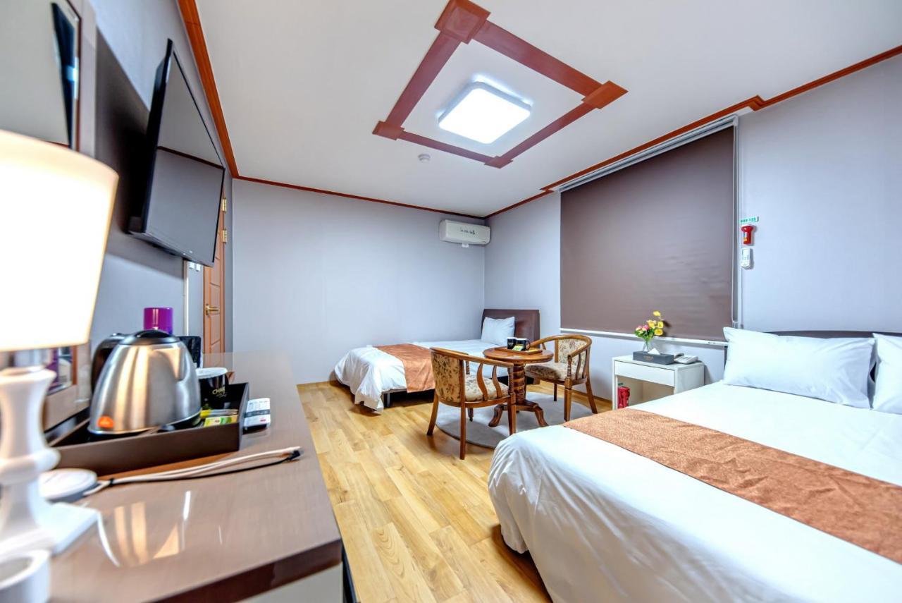 Charlie Hotel Jeju Dış mekan fotoğraf